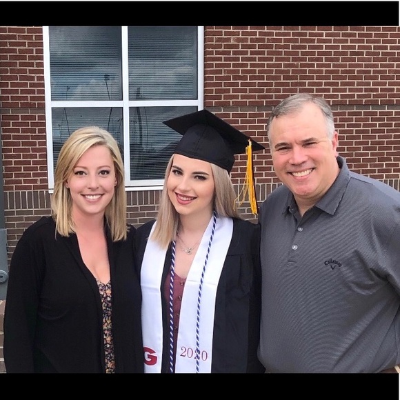 Meet your Posher, Ashley - Picture 5 of 5